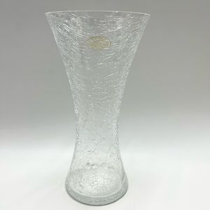 Cavalier Glass - cracked design vase. Hand made in China.
